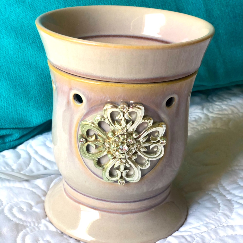 Scentsy warmer